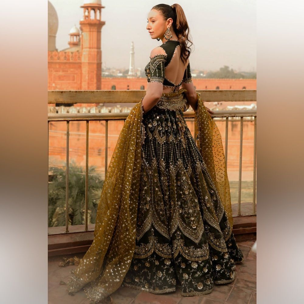 MOHSIN NAVEED RANJHA COUTURE PAKISTANI AUTHENTIC DESIGNER WEDDING FORMAL DRESS - Picture 2 of 14